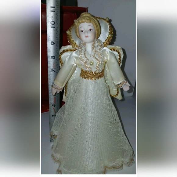 Vintage Sears Angel Tree Topper Christmas  Porcelain Head Hands Gold Trim Box - Picture 9 of 15